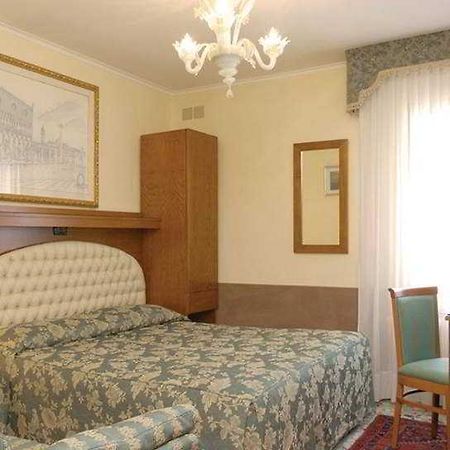 Hotel Il Moro Di Venezia Εξωτερικό φωτογραφία